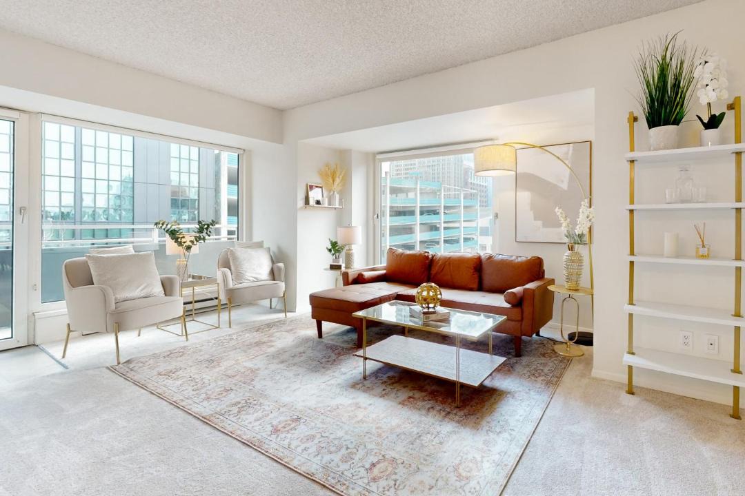 Photo of Livingroom in Downtown Seattle
