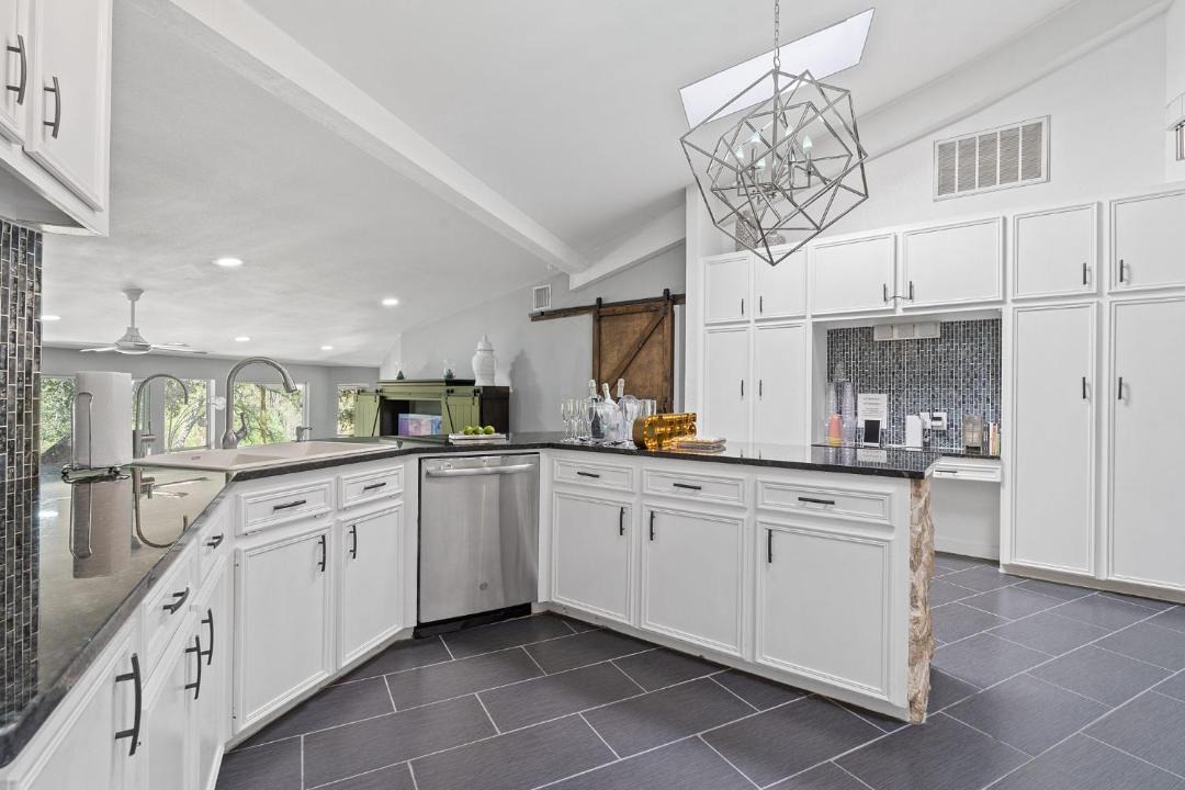Photo of Kitchen in Onion Creek Meadows