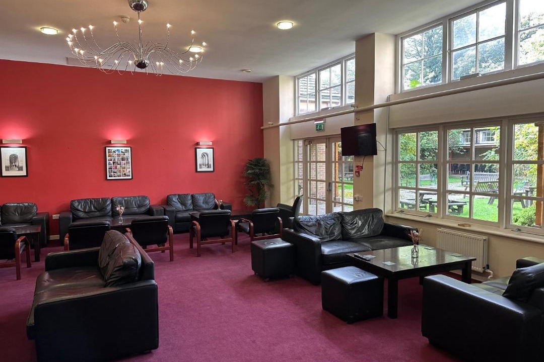 Photo of Livingroom in Rusholme