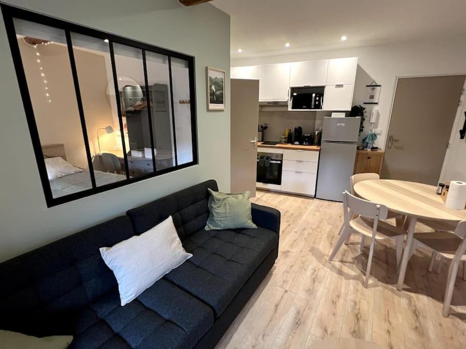 Photo of Livingroom in Tarare