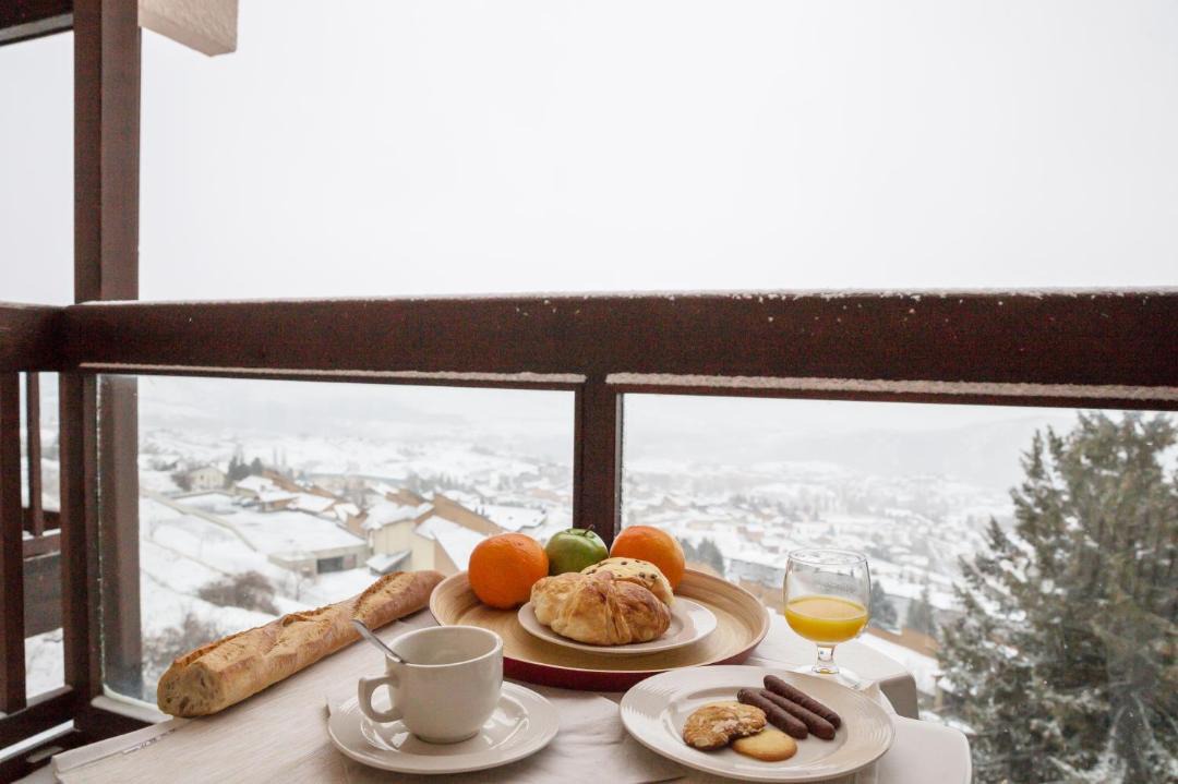 Photo of Patio Balcony in Font-Romeu-Odeillo-Via