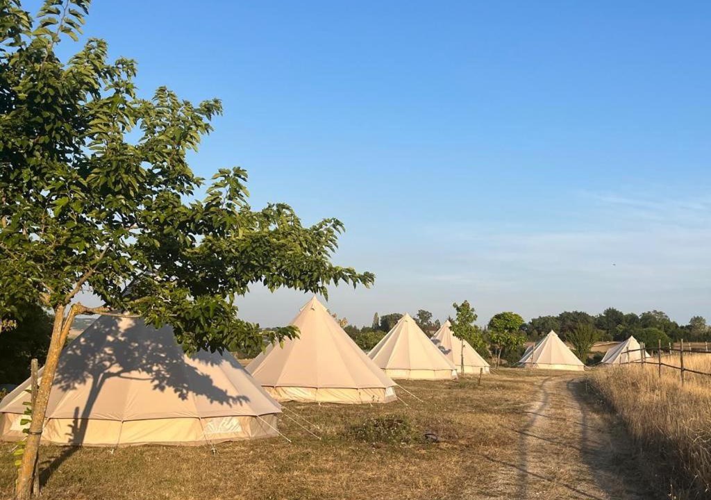 Photo of Others in Estipouy