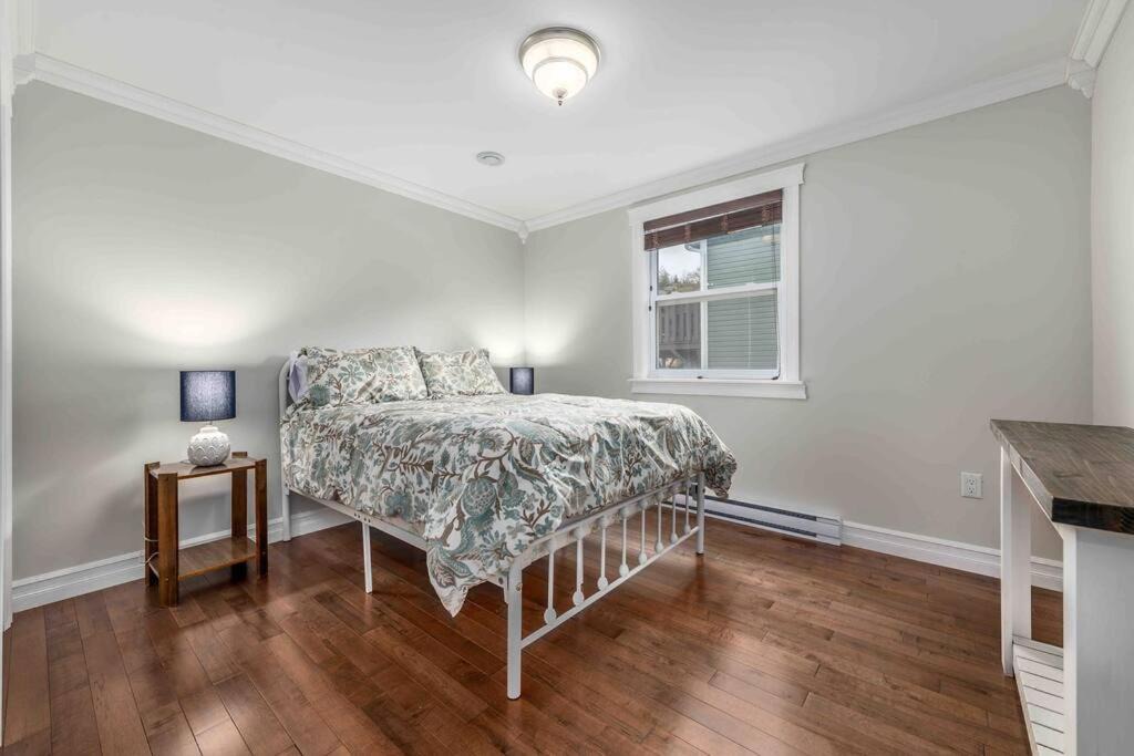 Photo of Bedroom in Upper Island Cove