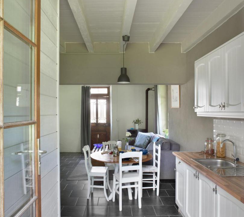 Photo of Kitchen in Singles