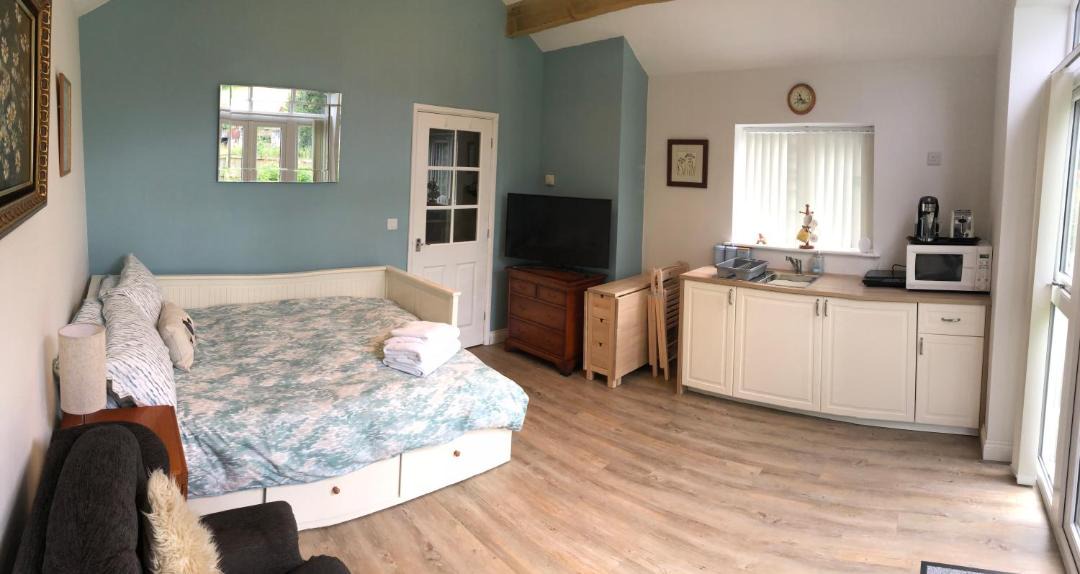 Photo of Others in Leeswood