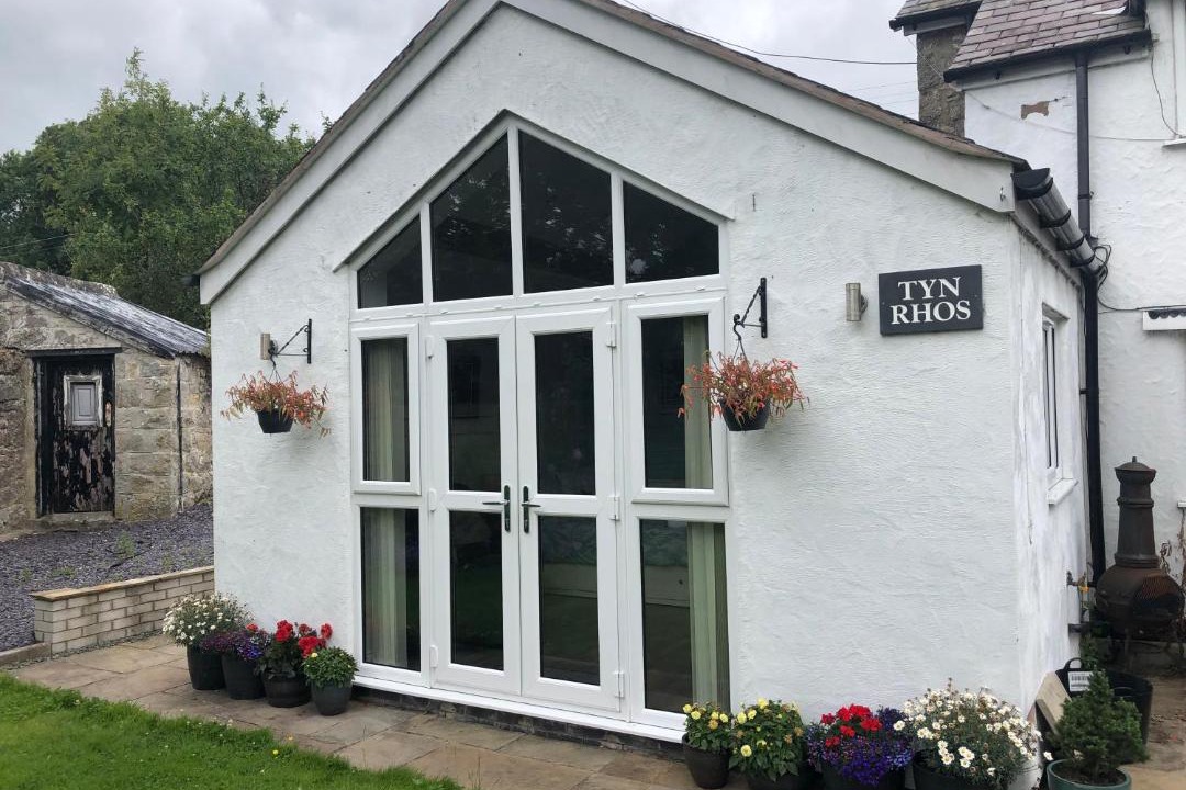 Photo of Others in Leeswood