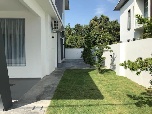 Photo of Others in Muar