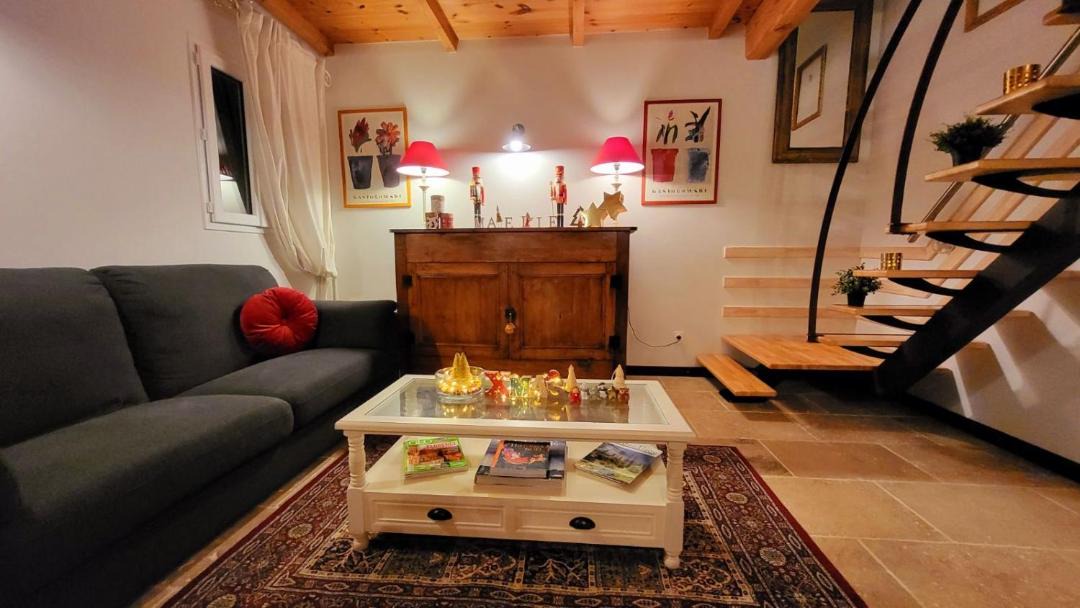 Photo of Livingroom in Uzes
