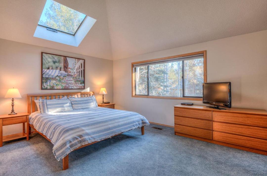 Photo of Bedroom in Sunriver