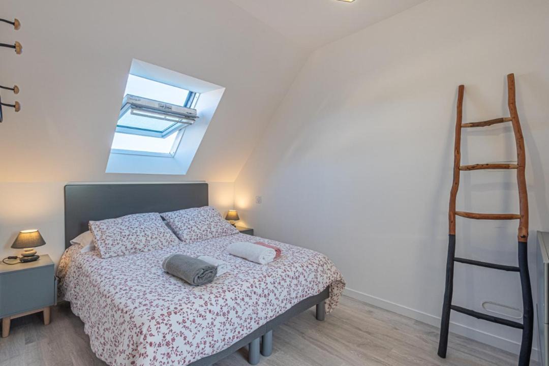 Photo of Bedroom in Plouharnel