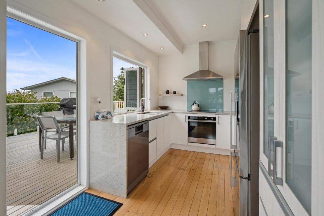 Photo of Others in Leigh