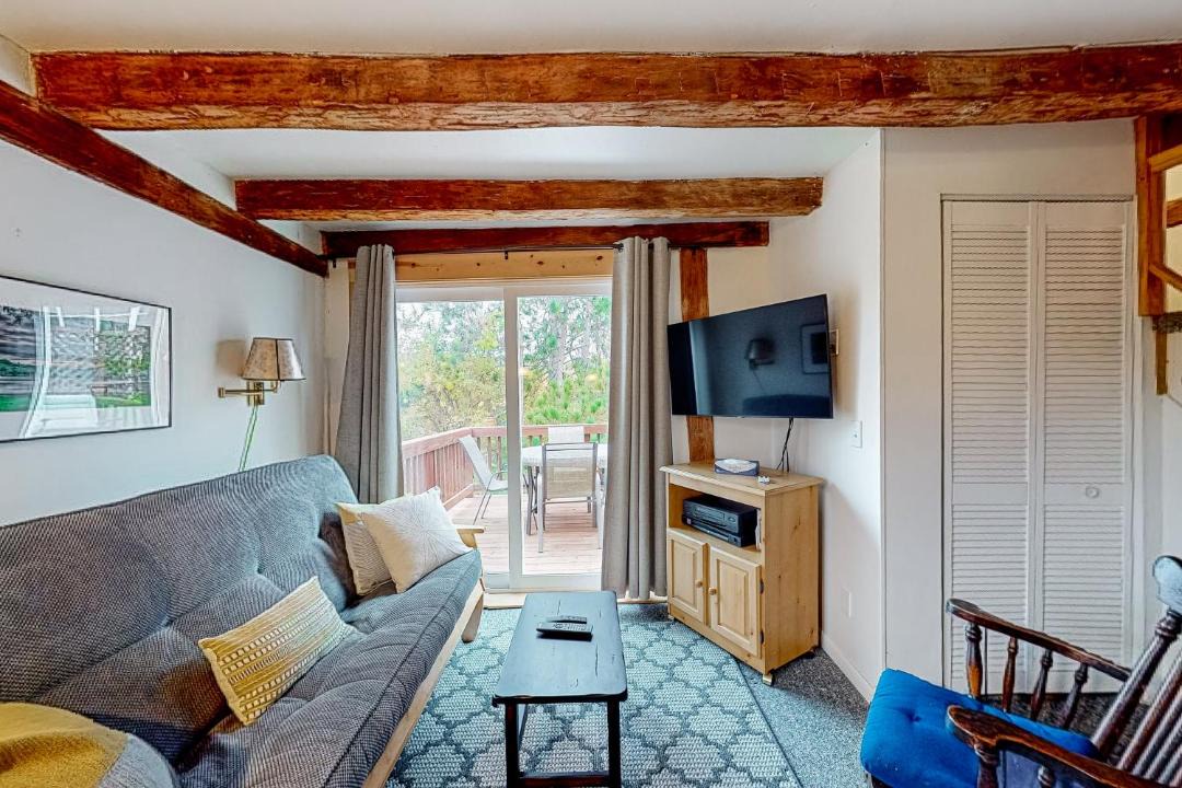 Photo of Livingroom in North Freedom