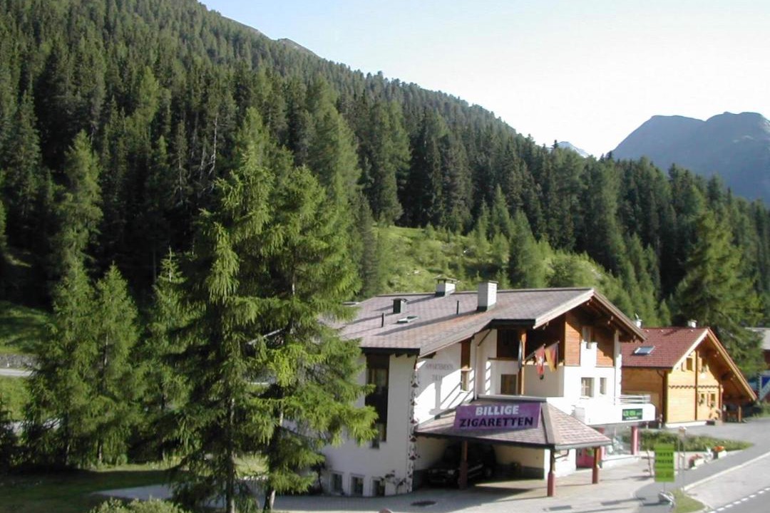 Photo of Others in Ravaisch
