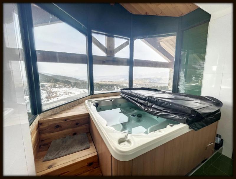 Photo of Others in Eyne 2600