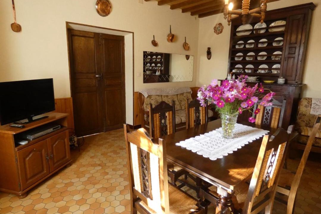 Photo of Others in Monget