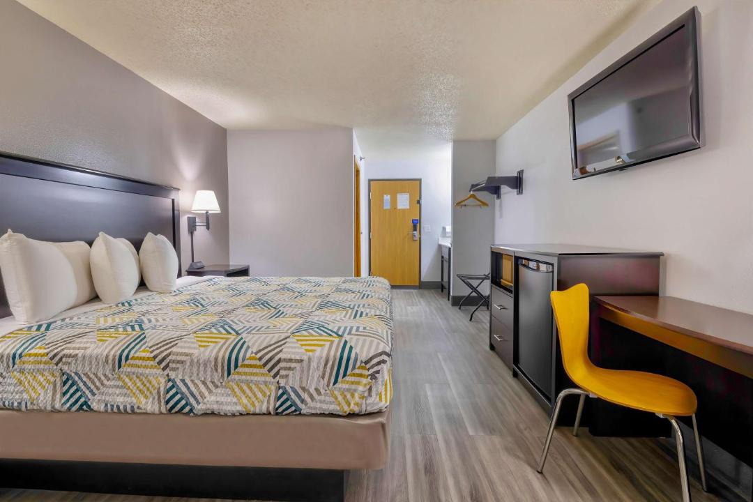 Photo of Bedroom in Stuart