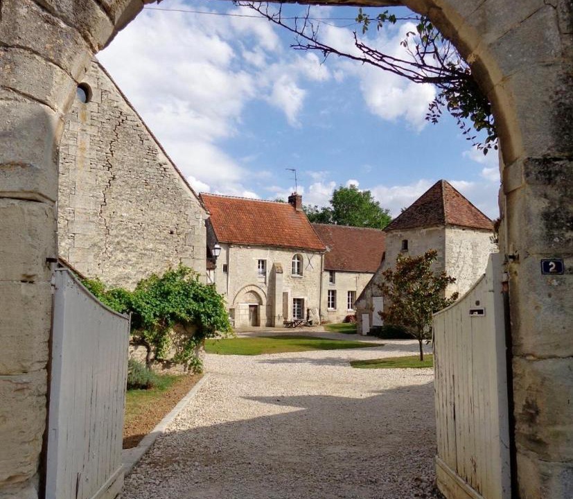 Photo of Buildings in Ully-Saint-Georges