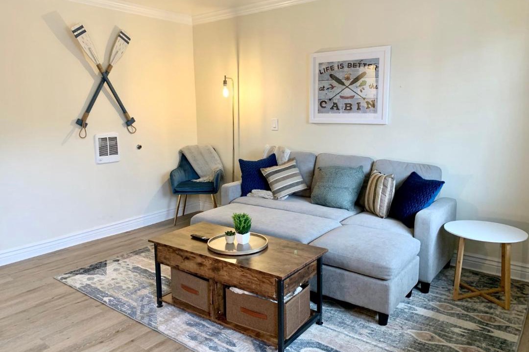 Photo of Livingroom in Lakeside Park