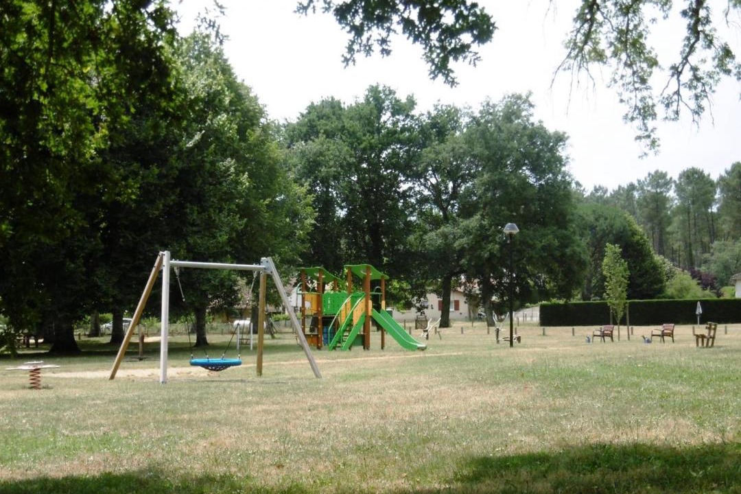 Photo of Others in Brocas