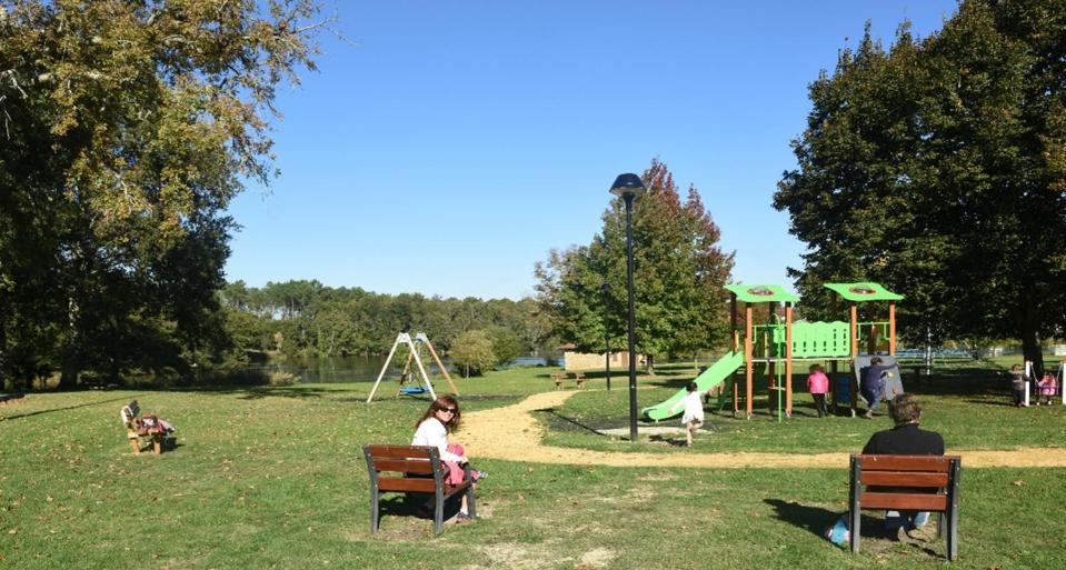 Photo of Others in Brocas