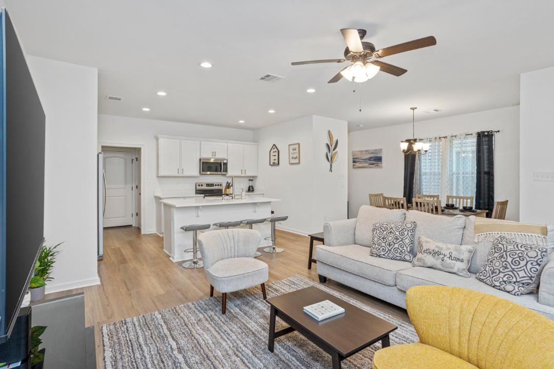 Photo of Livingroom in Highlands - Perkins
