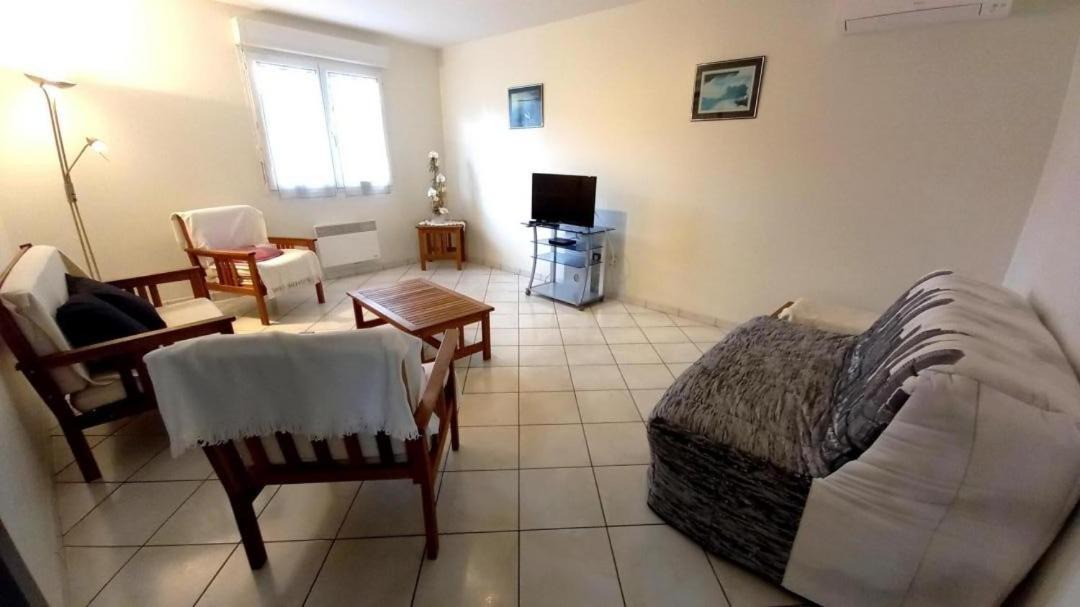 Photo of Livingroom in Saint-Vincent-de-Paul