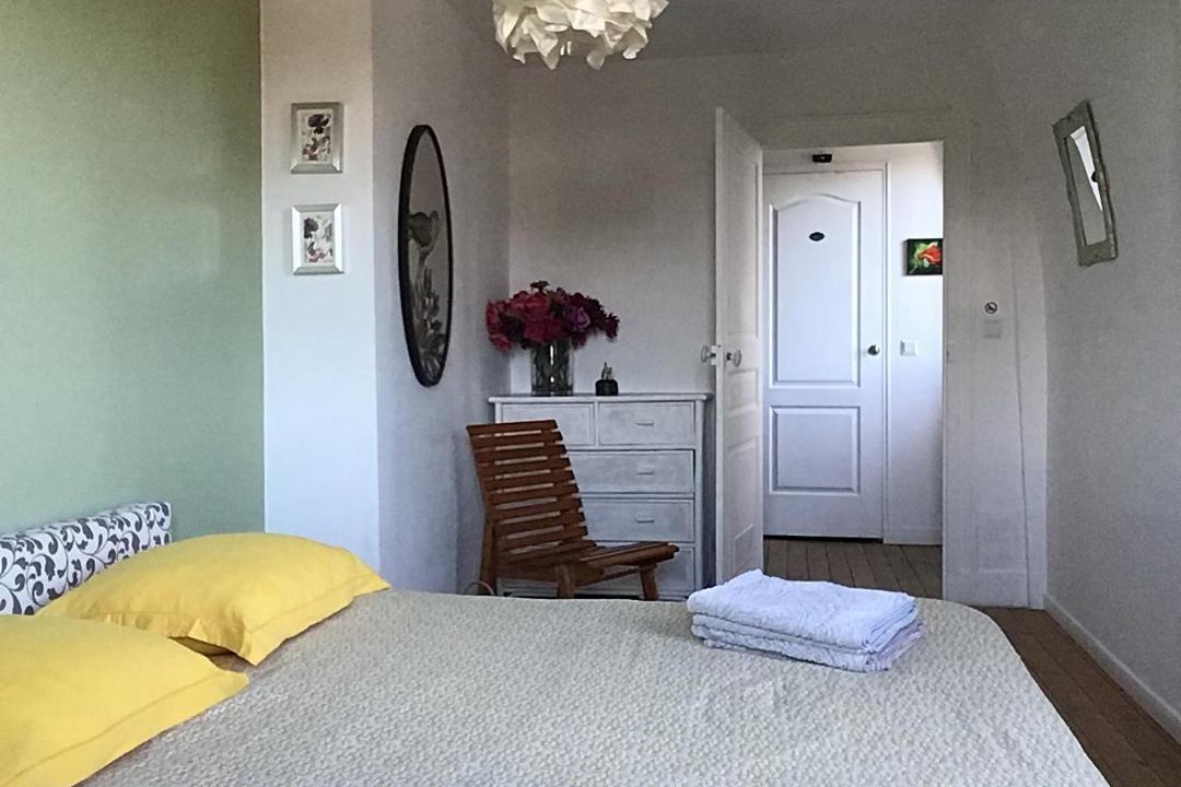 Photo of Bedroom in Beaune-la-Rolande