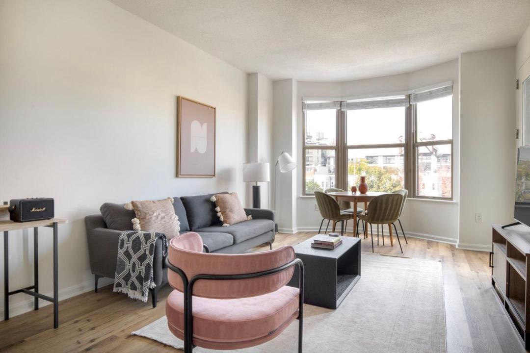 Photo of Livingroom in Cardozo