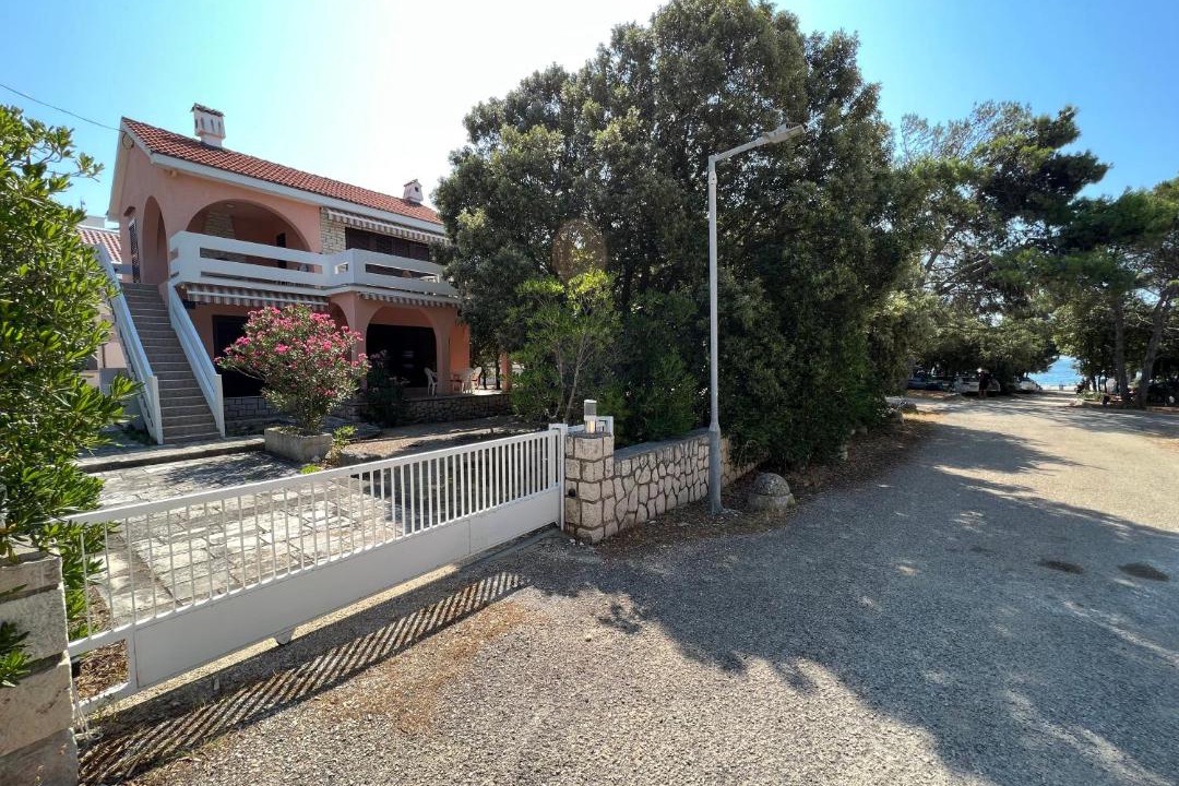 Photo of Buildings in Simuni