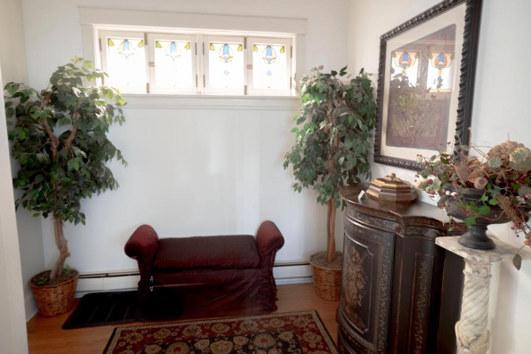 Photo of Livingroom in Lake View East