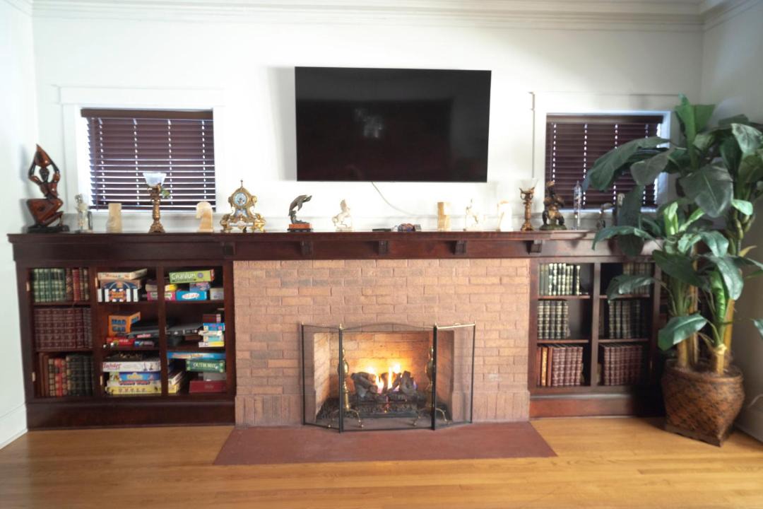 Photo of Livingroom in Lake View East