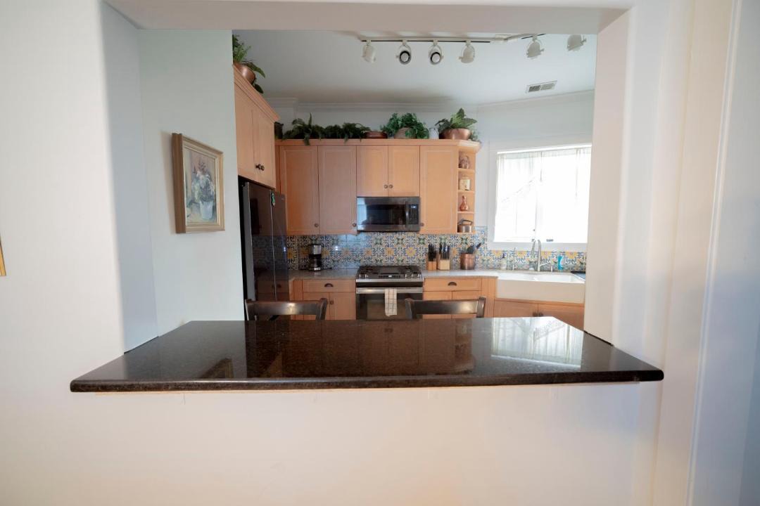 Photo of Livingroom in Lake View East