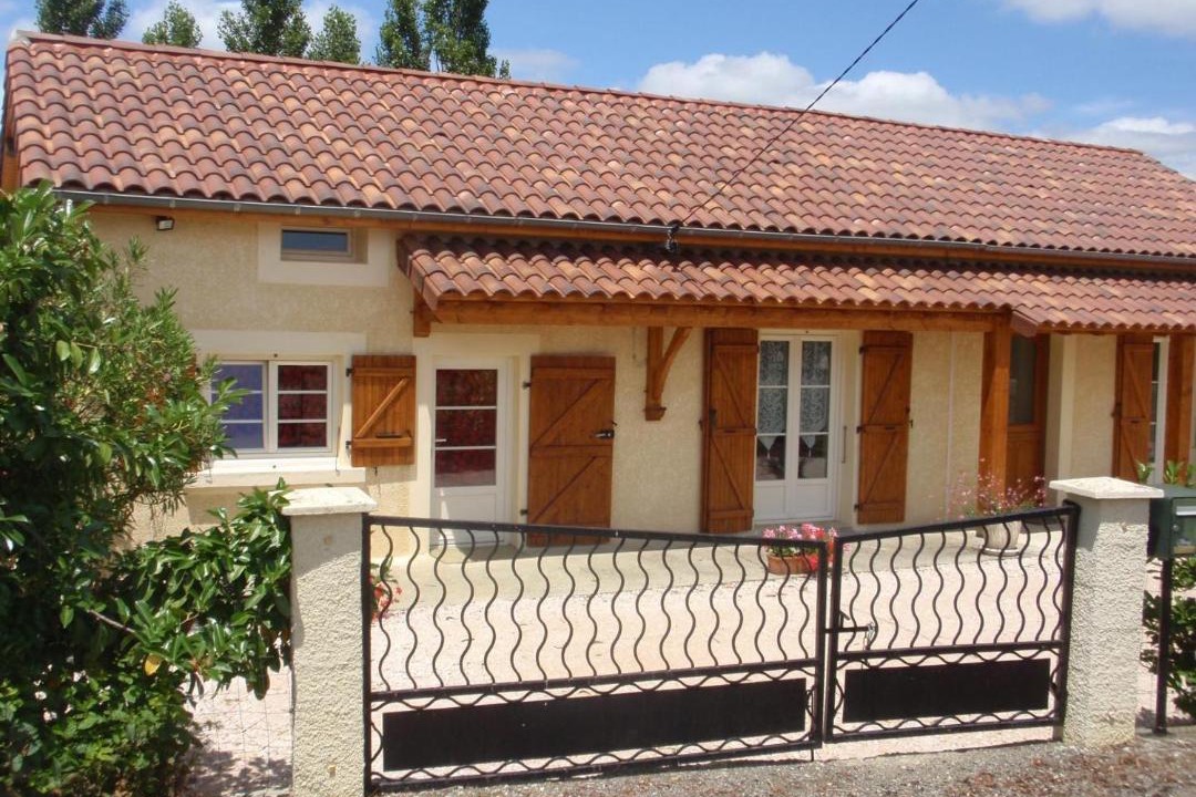 Photo of Buildings in Bars