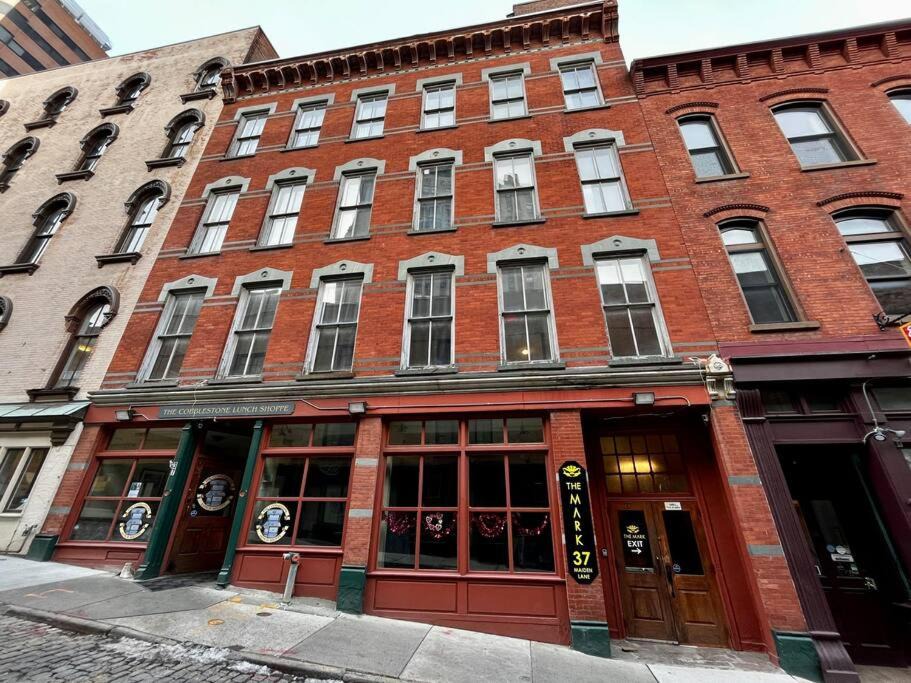 Photo of Buildings in Downtown Albany