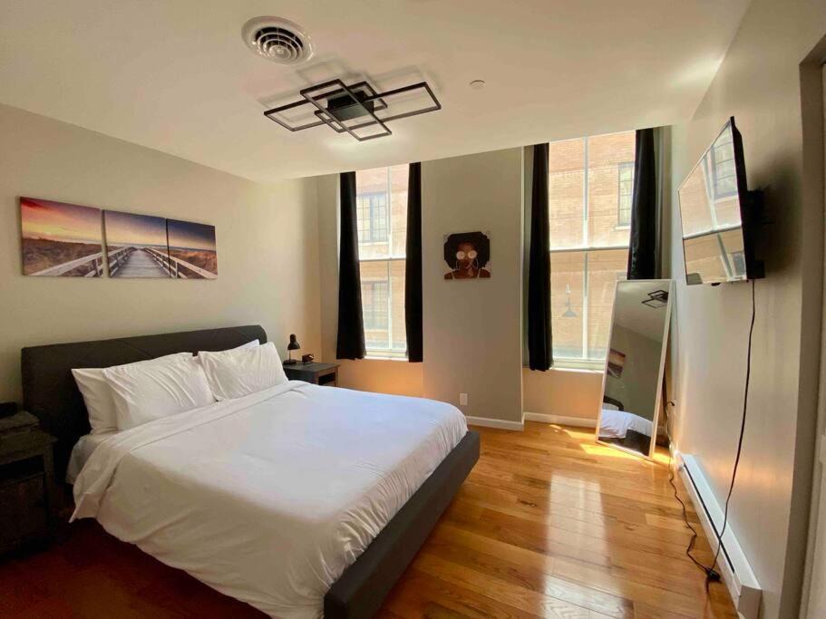 Photo of Bedroom in Downtown Albany