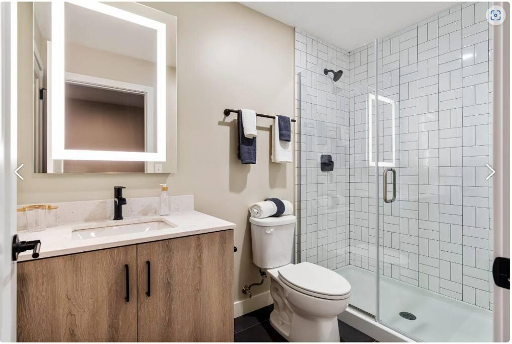 Photo of Others in Downtown Cincinnati