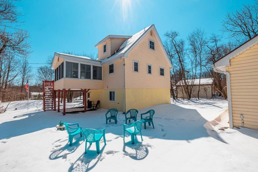 Photo of Others in Long Pond