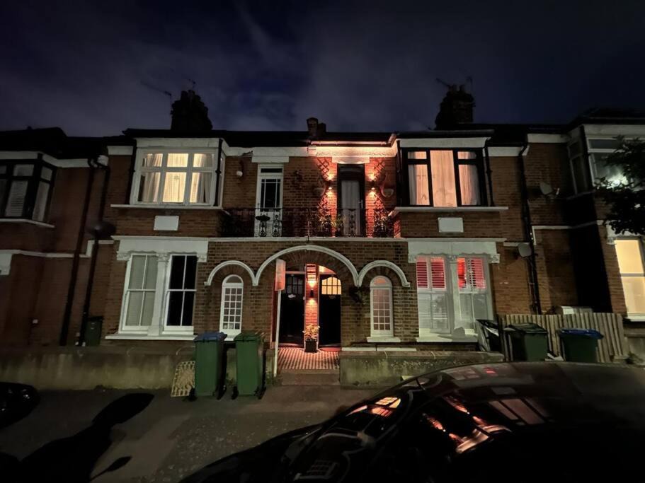 Photo of Others in Charlton