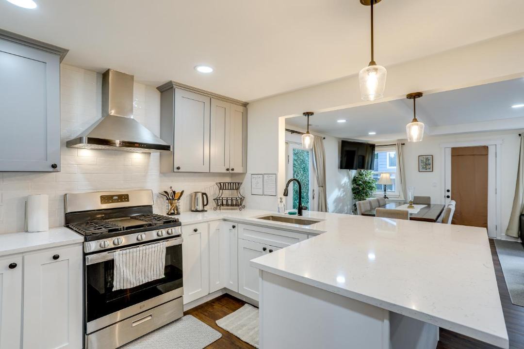 Photo of Kitchen in Education Hill