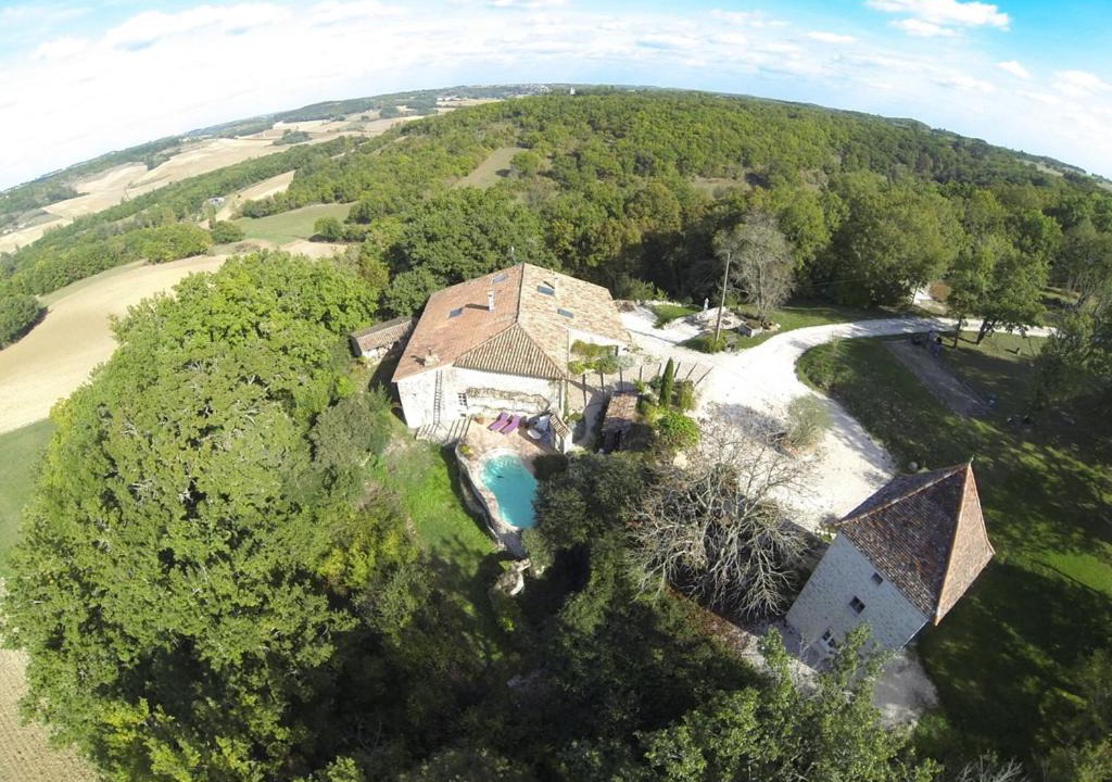 Photo of Others in Beauville