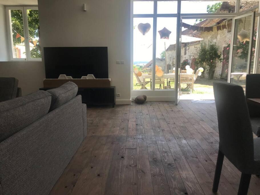 Photo of Livingroom in Fremainville