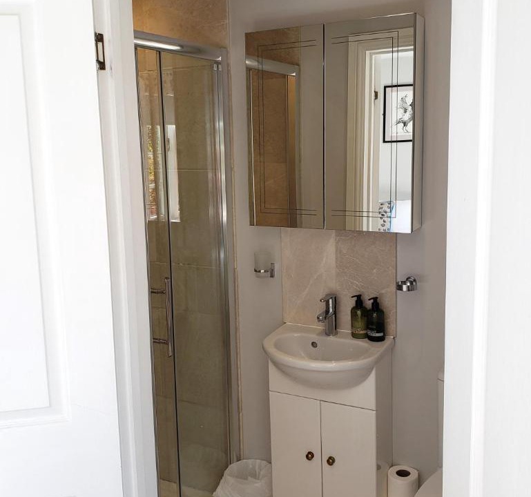 Photo of Bathroom in Freefolk