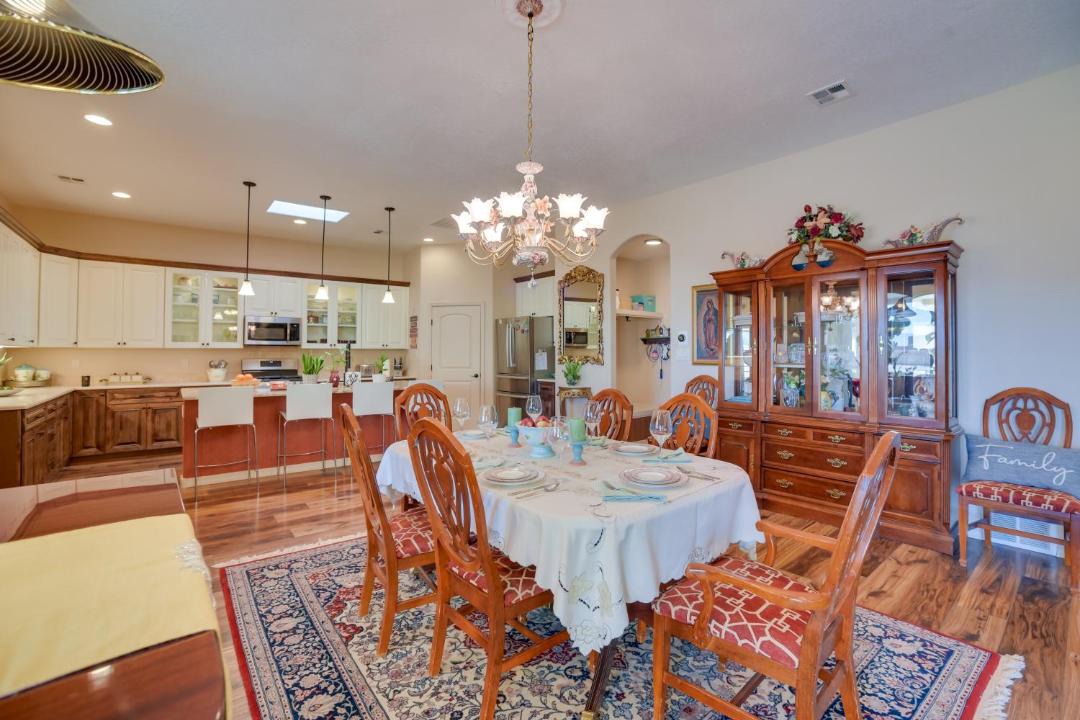 Photo of Livingroom in Rio Rancho