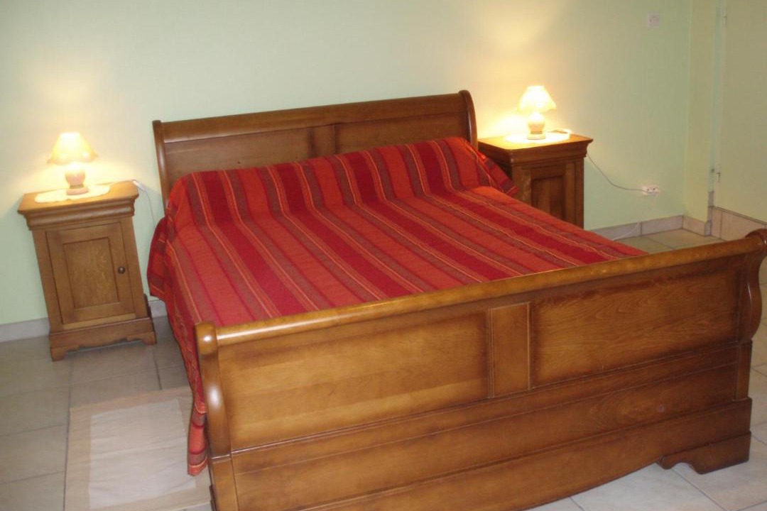 Photo of Bedroom in Couesmes-Vauce