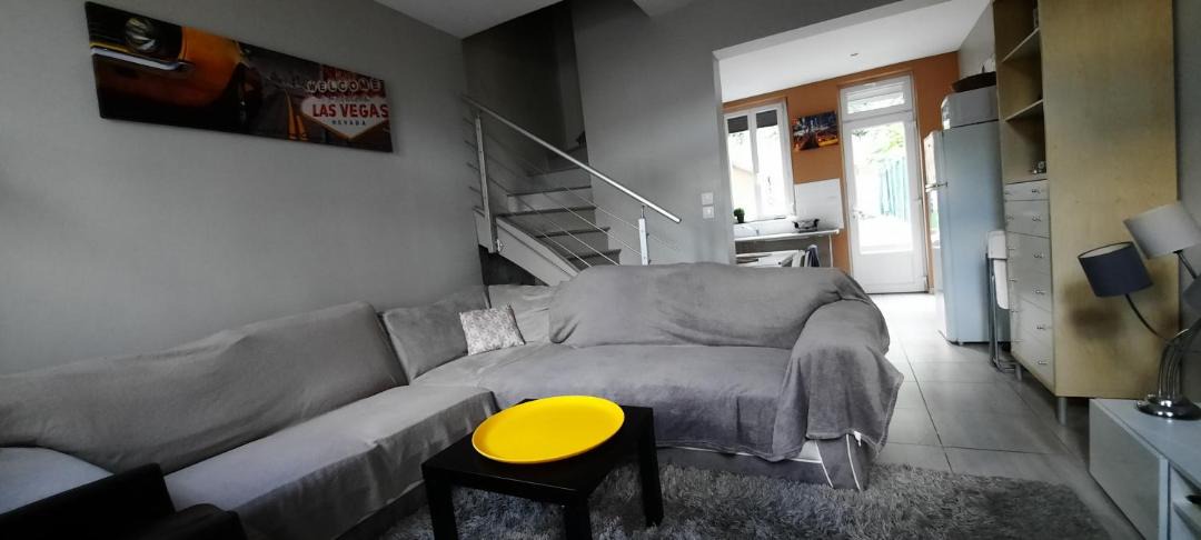 Photo of Livingroom in Coteaux Ouest