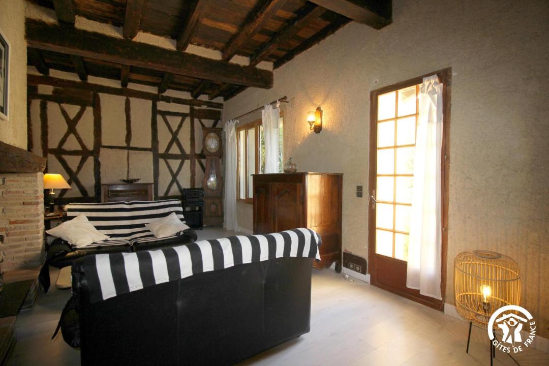 Photo of Others in Saramon