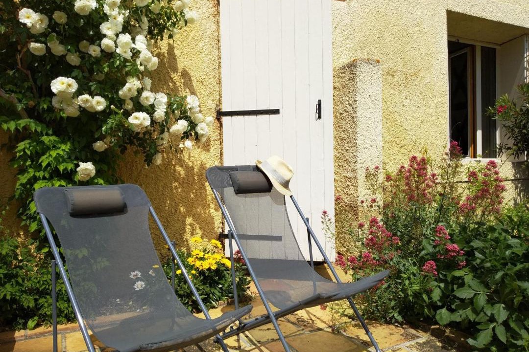 Photo of Others in Saramon