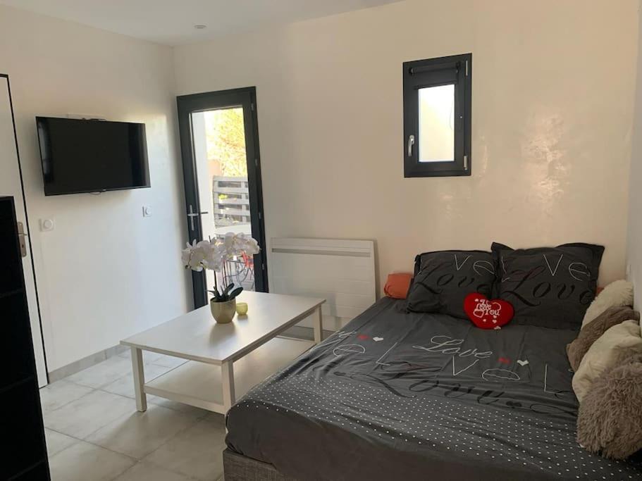 Photo of Bedroom in Villeneuve
