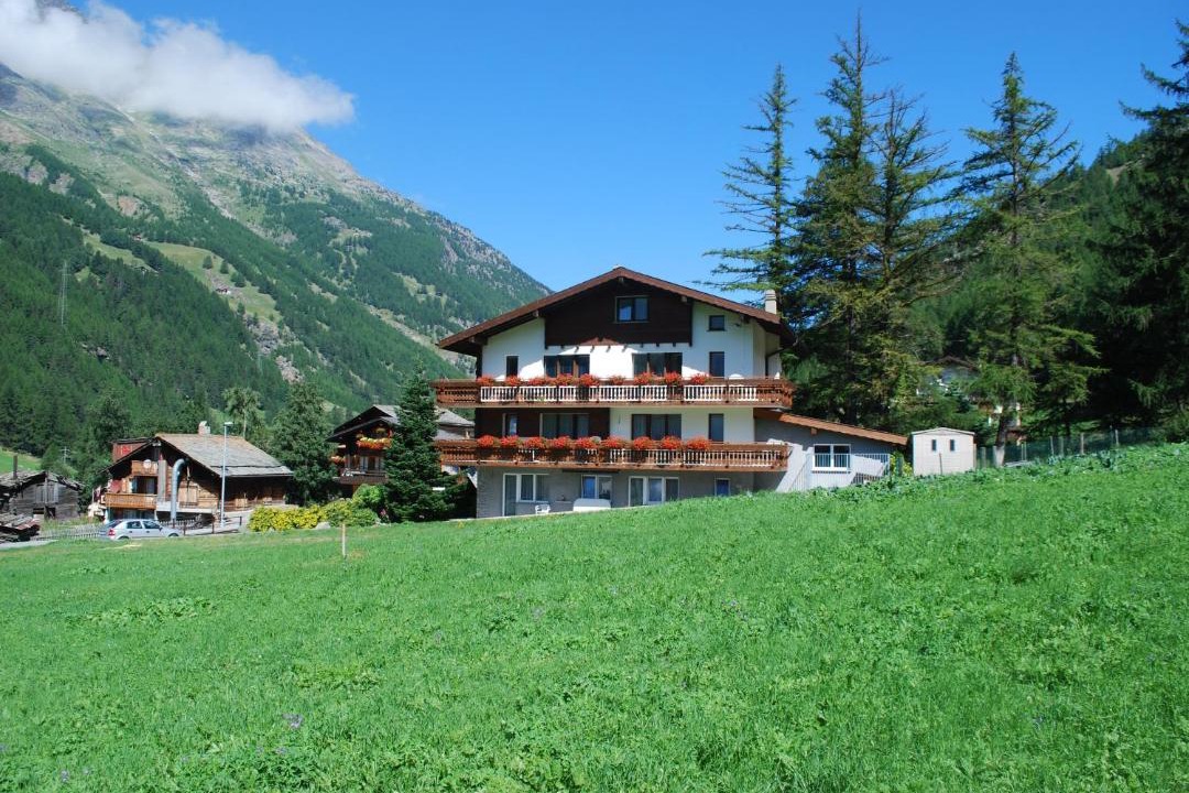 Photo of Buildings in Saas Grund