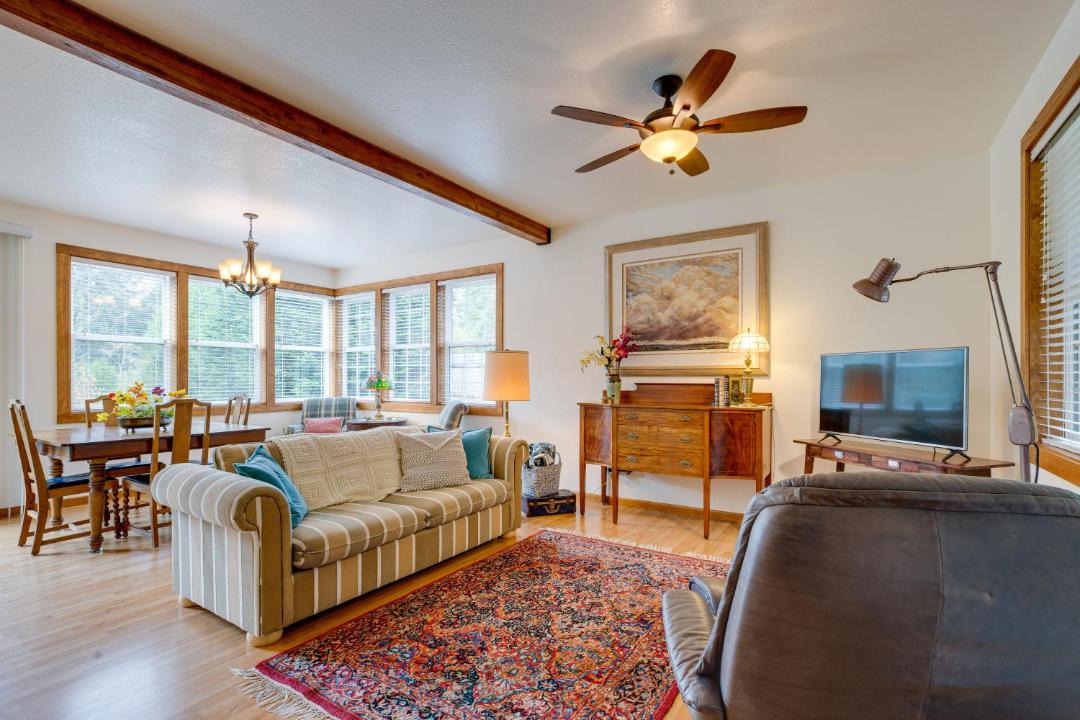 Photo of Livingroom in Ocean Park